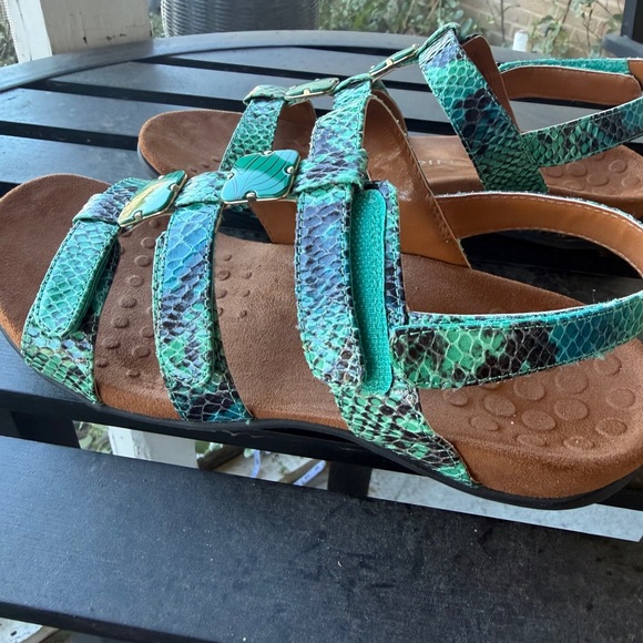 Women’s Green Snakeskin Sandals - Picture 4 of 6